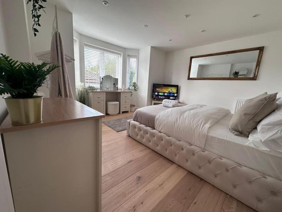 Apartamento 2Bed Ground Floor Flat + Garden Sunningwell Exterior foto